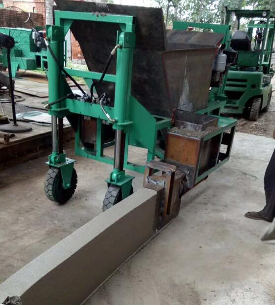 擠壓式路沿石滑模機(jī)一次成型